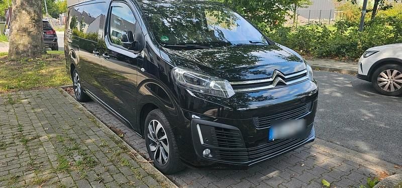 Schwarz Gebraucht 2018 Citroën Spacetourer Shine Van | 29.999 € (Fairer Preis) - Bild 1/4