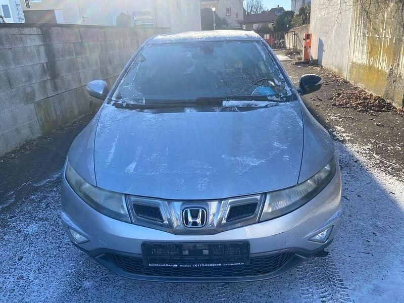Silber Gebraucht 2009 Honda Civic Sport Limousine | 1.700 € (Guter Preis) - Bild 1/4