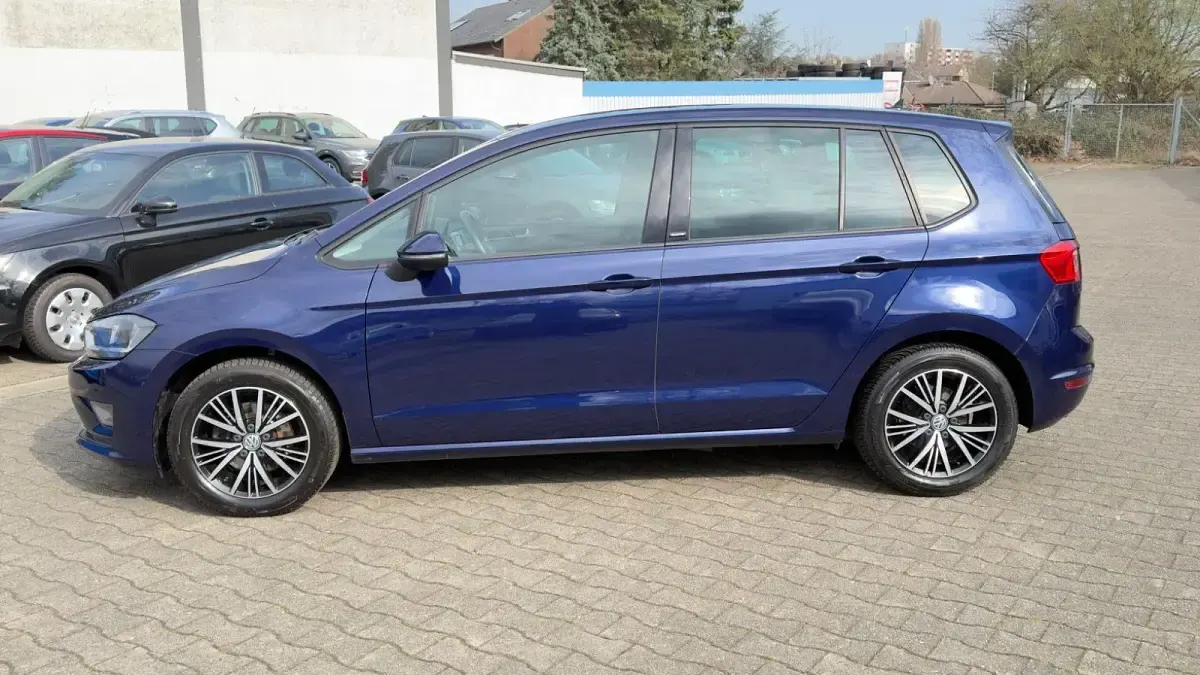Gebraucht VW Golf Sportsvan Allstar 116 PS (85 kW) 2017 Blau Van / Kleinbus