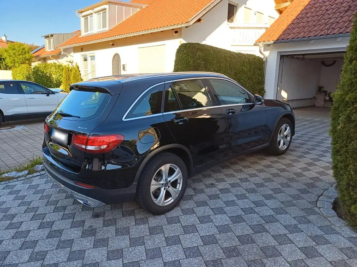 Gebraucht Mercedes GLC220 170 PS (125 kW) 2017 Schwarz SUV