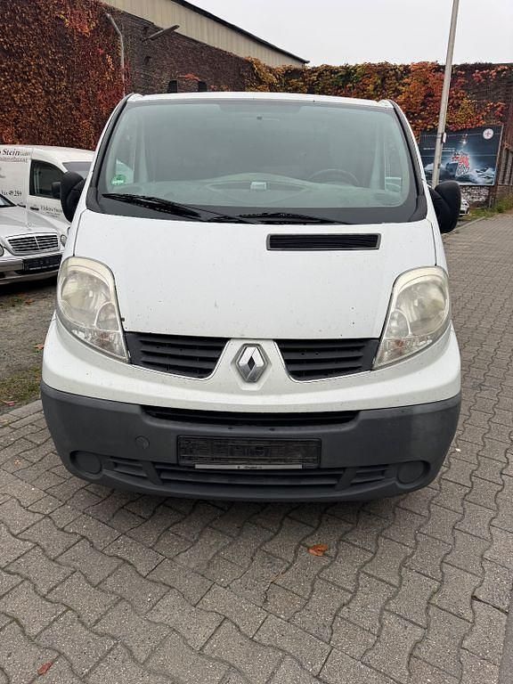 Weiß Gebraucht 2011 Renault Trafic Van | 2.999 € - Bild 1/4