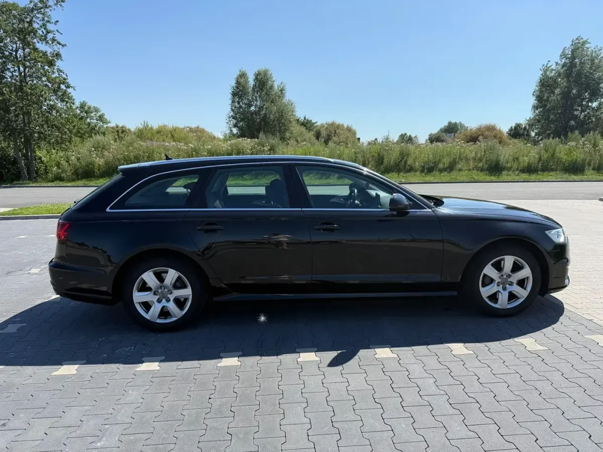 Gebraucht Audi A6 Comfort 218 PS (160 kW) 2015 Schwarz Kombi