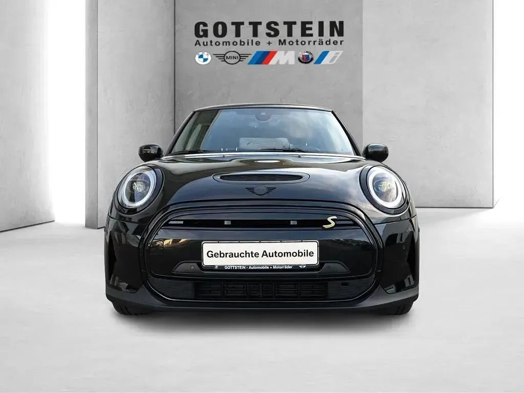 Gebraucht Mini Cooper SE Classic 135 kW (184 PS) 2023 Schwarz Kleinwagen