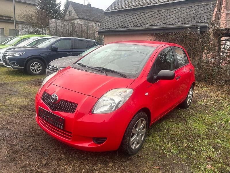 Rot Gebraucht 2008 Toyota Yaris Style Kleinwagen | 1.799 € (Guter Preis) - Bild 1/4
