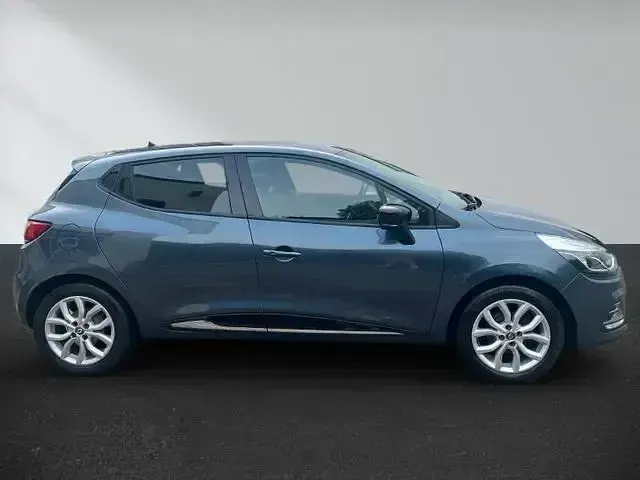 Gebraucht Renault Clio Collection 90 PS (66 kW) 2019 Grau Limousine