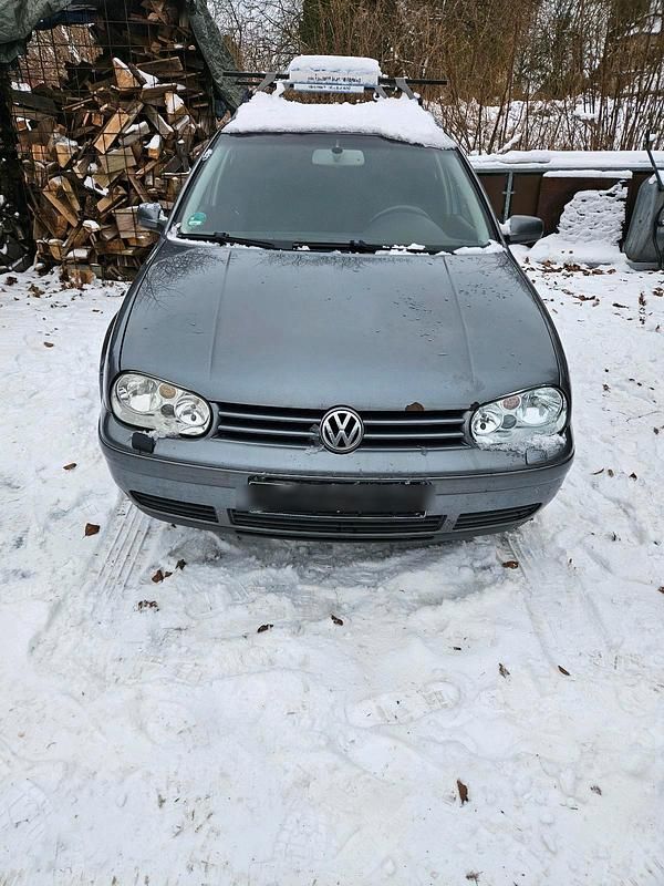 Gebraucht VW Golf IV 101 PS (74 kW) 2005 Silber Kombi