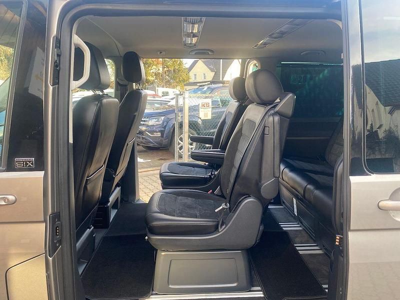 Gebraucht VW Multivan Generation Six 204 PS (150 kW) 2018 Beige Van