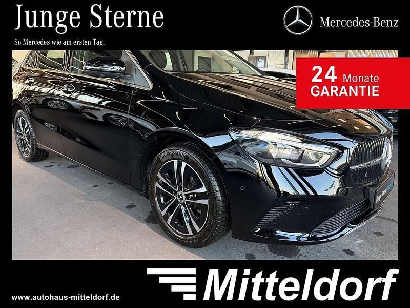 Schwarz Gebraucht 2024 Mercedes B250e Advanced Plus Van / Kleinbus | 37.280 € (Teuer) - Bild 1/4