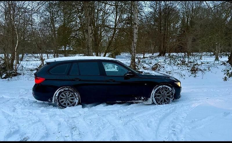 Schwarz Gebraucht 2015 BMW 320 Limousine | 9.499 € (Guter Preis) - Bild 1/4