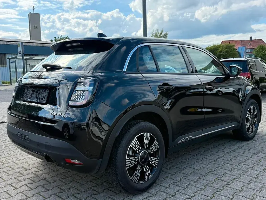 Gebraucht Fiat 600 101 PS (74 kW) 2024 Schwarz SUV