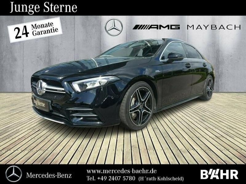 Unilack nachtschwarz Gebraucht 2020 Mercedes A35 AMG AMG Limousine | 36.949 € (Fairer Preis) - Bild 1/3