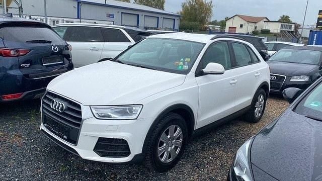 Weiß Gebraucht 2015 Audi Q3 Basis SUV | 7.450 € - Bild 1/4