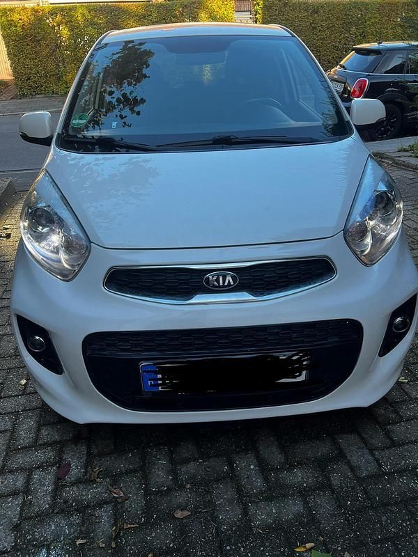 Weiß Gebraucht 2016 Kia Picanto Kleinwagen | 8.950 € (Fairer Preis) - Bild 1/4
