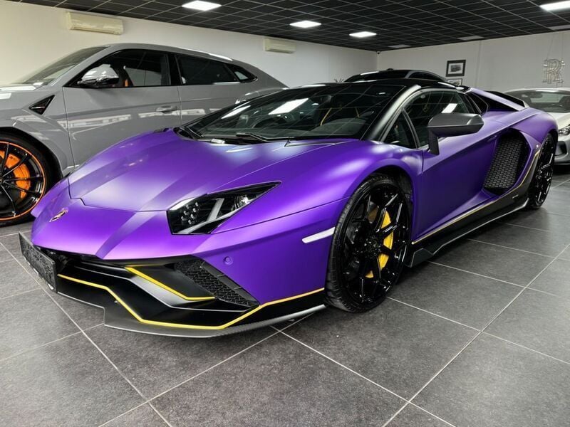 Gebraucht Lamborghini Aventador 780 PS (573 kW) 2022 Violett Cabrio
