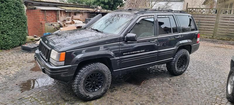 Gebraucht Jeep Grand Cherokee 241 PS (177 kW) 1998 Schwarz SUV
