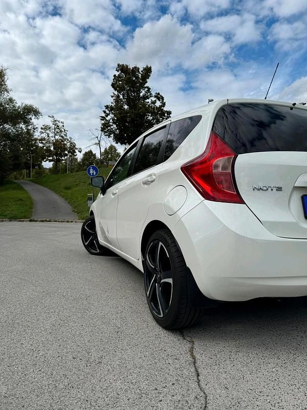Usata Nissan Note 99 CV (72 kW) 2015 Bianco Utilitaria
