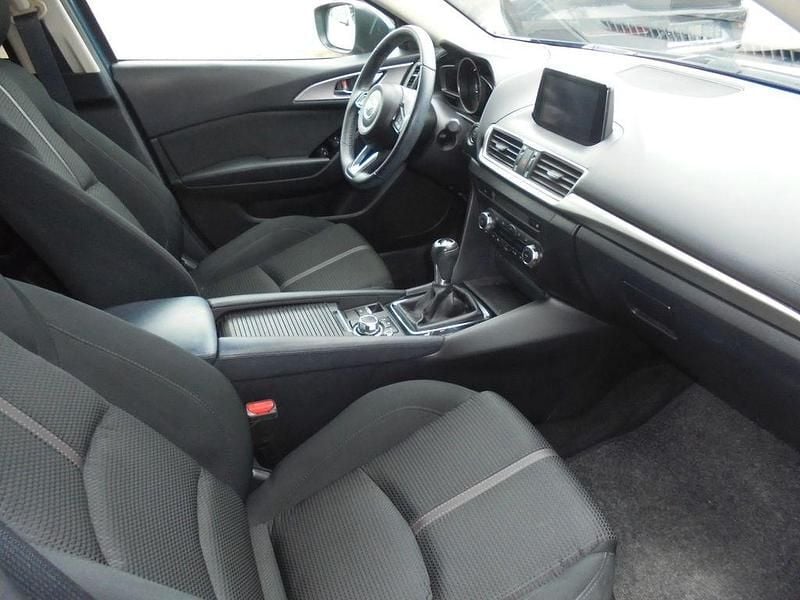 Gebraucht Mazda 3 Center-Line 120 PS (88 kW) 2017 Blau Limousine