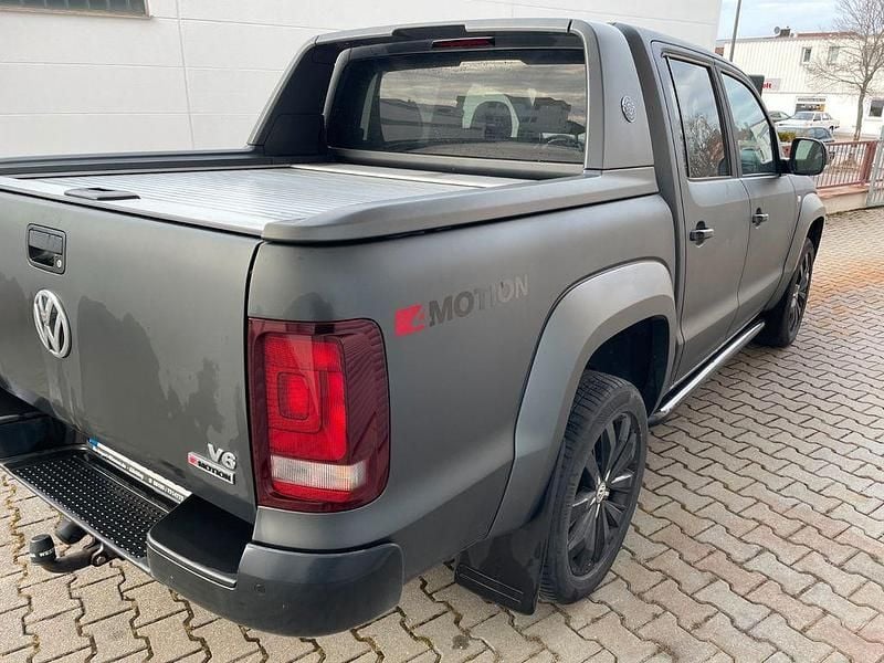Gebraucht VW Amarok Aventura 258 PS (189 kW) 2020 Grau Abholung