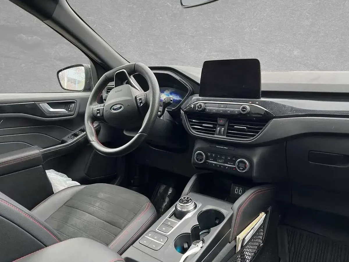 Gebraucht Ford Kuga ST-Line X 243 PS (178 kW) 2021 Obsidianschwarz metallic SUV