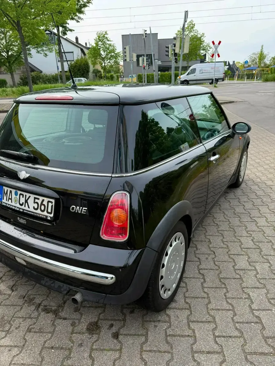 Używany Mini Cooper 2001 Czarny Hatchback