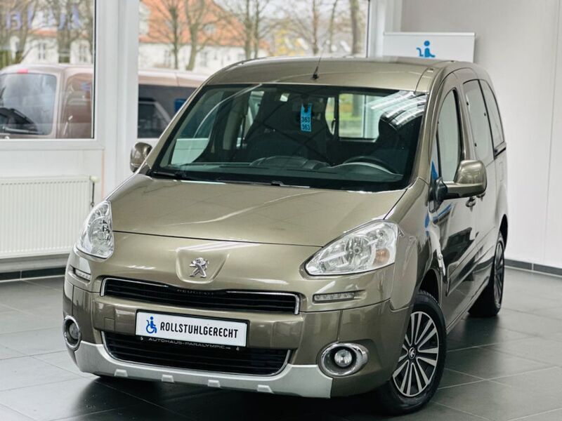 Gebraucht Peugeot Partner Tepee Active 92 PS (67 kW) 2012 Gold Van / Kleinbus