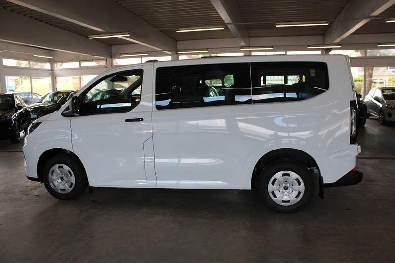 Neu Ford Transit Custom Trend 150 PS (110 kW) 2025 Weiß Limousine