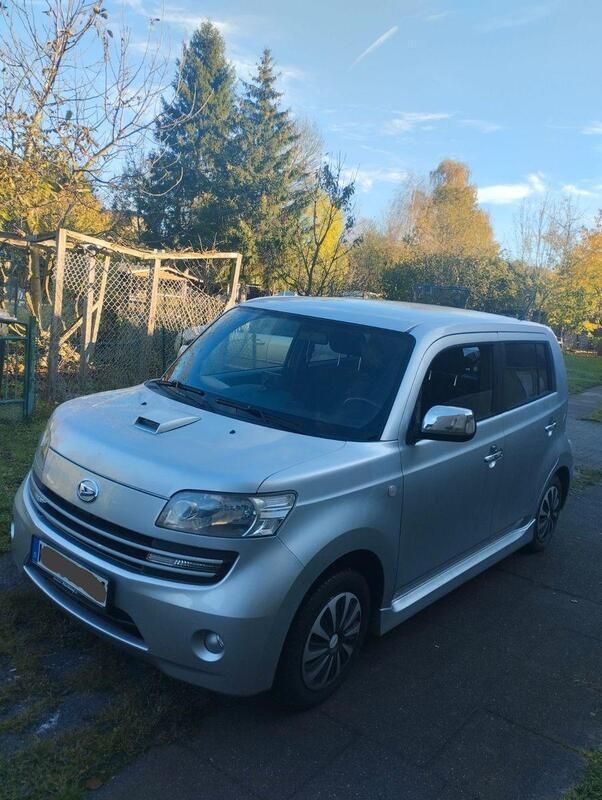 Silber Gebraucht 2007 Daihatsu Materia Van / Kleinbus | 1.699 € (Guter Preis) - Bild 1/4