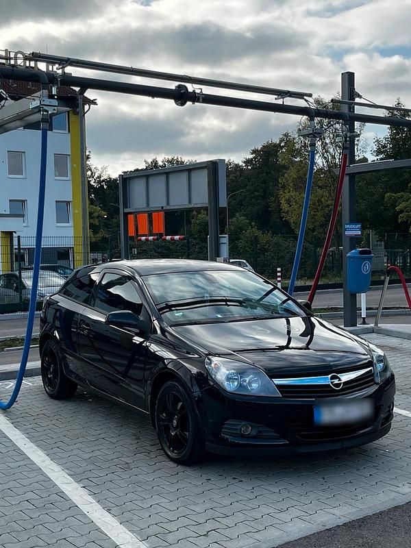 Gebraucht Opel Astra GTC Sport 140 PS (102 kW) 2006 Schwarz Coupé