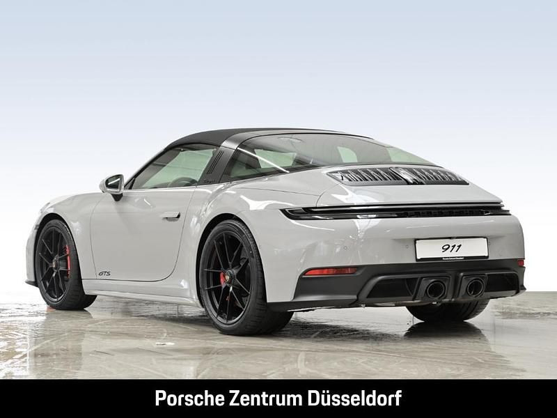 Neu Porsche 992 541 PS (397 kW) 2025 Weiss Coupé