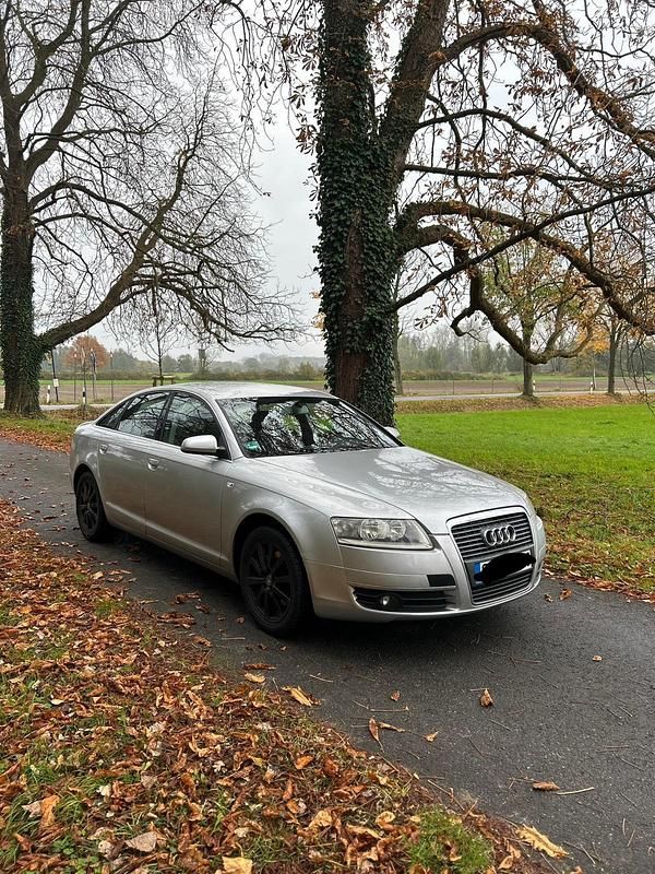 Grau Gebraucht 2005 Audi A6 Limousine | 2.450 € (Superpreis) - Bild 1/4