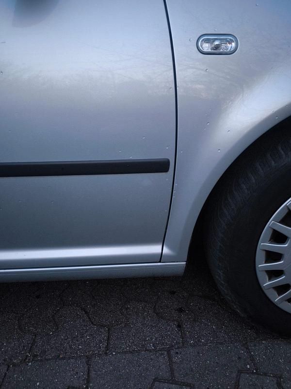 Gebraucht VW Golf IV 105 PS (77 kW) 2002 Grau Kleinwagen