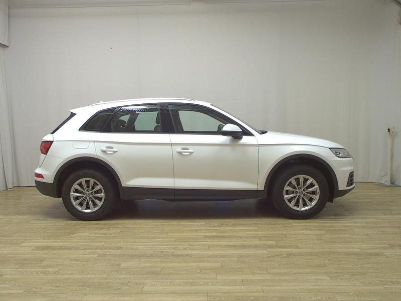 Weiss Gebraucht 2020 Audi Q5 Sport SUV | 29.480 € (Guter Preis) - Bild 1/4
