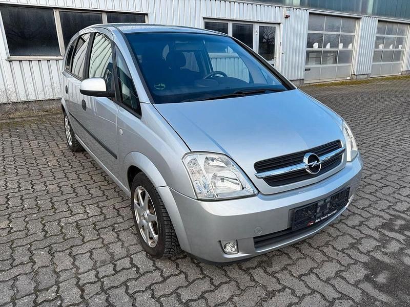 Gebraucht Opel Meriva 125 PS (91 kW) 2003 Silber Van / Kleinbus