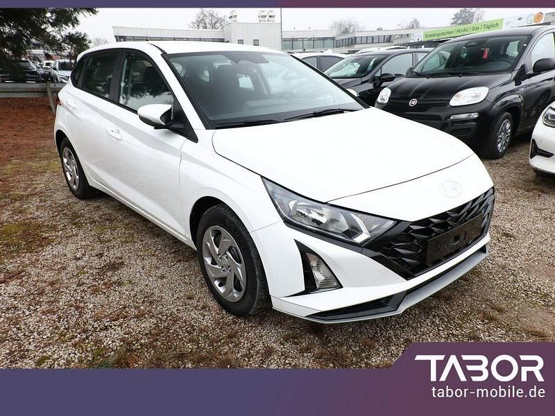 Neu Hyundai i20 Select 90 PS (66 kW) 2025 Atlas white Kleinwagen