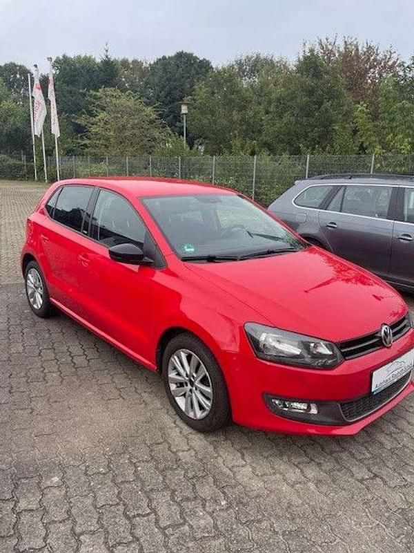 Gebraucht VW Polo Style 69 PS (50 kW) 2012 Rot Kleinwagen