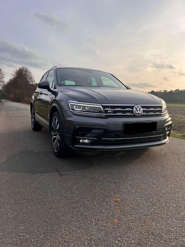 Gebraucht VW Tiguan Highline 220 PS (161 kW) 2018 Grau SUV