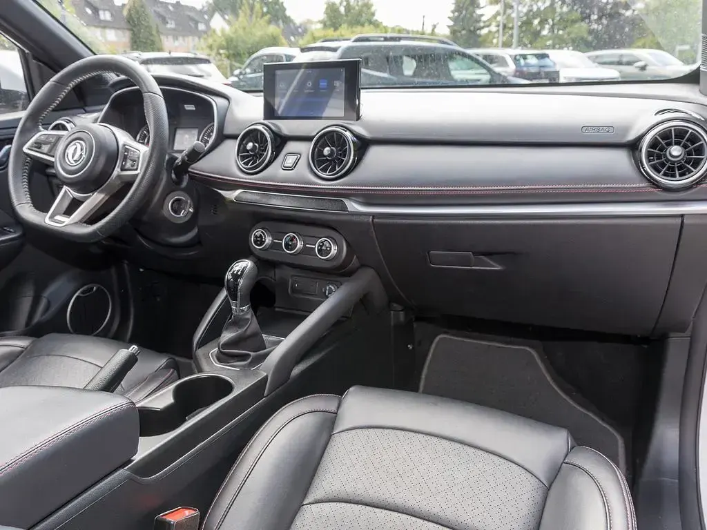Gebraucht DFSK Fengon 106 PS (77 kW) 2024 Weiß SUV
