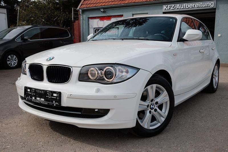 Gebraucht BMW 118 Advantage 143 PS (105 kW) 2011 Weiß Kleinwagen