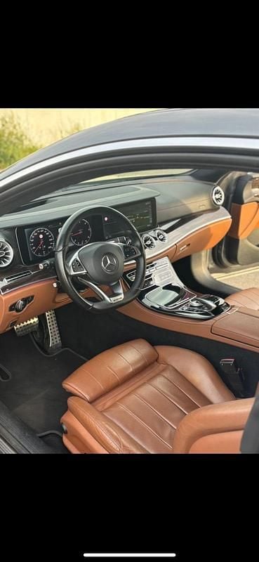 Gebraucht Mercedes E220 194 PS (142 kW) 2017 Grau Coupé