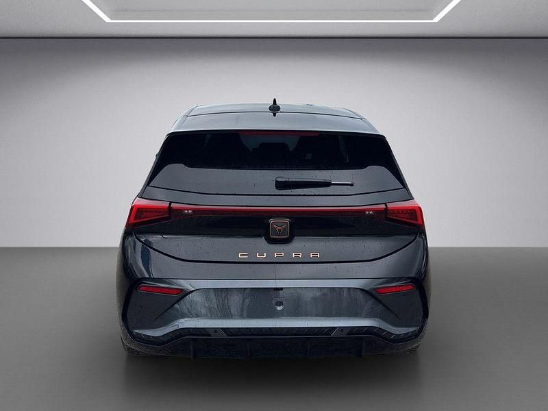 Neu Cupra Born 169 kW (231 PS) 2026 Schwarz Kleinwagen