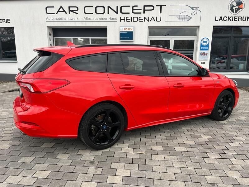 Gebraucht Ford Focus ST-Line 150 PS (110 kW) 2019 Rot Kombi