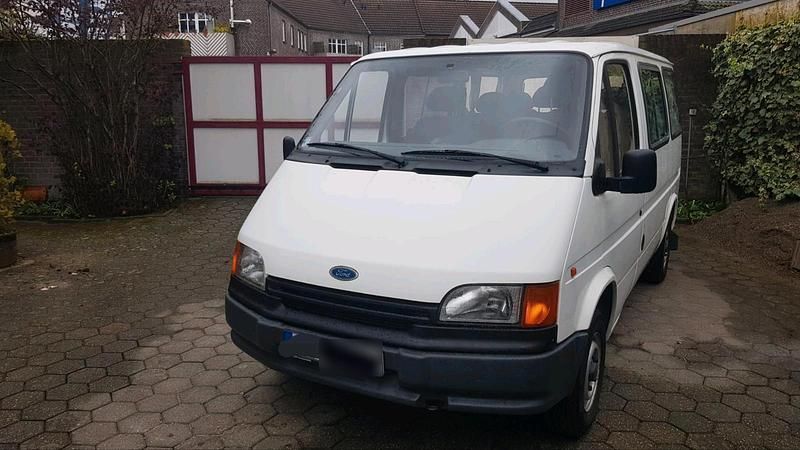 Gebraucht Ford Transit 98 PS (72 kW) 1991 Weiß Van / Kleinbus