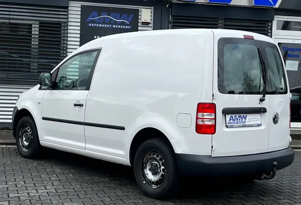 Używany VW Caddy 102 KM (75 kW) 2015 Biały Minivan