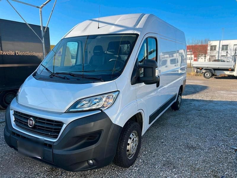 Weiß Gebraucht 2019 Fiat Ducato Van | 7.600 € - Bild 1/4