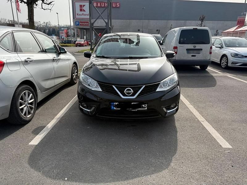Gebraucht Nissan Pulsar 115 PS (84 kW) 2015 Schwarz Kleinwagen
