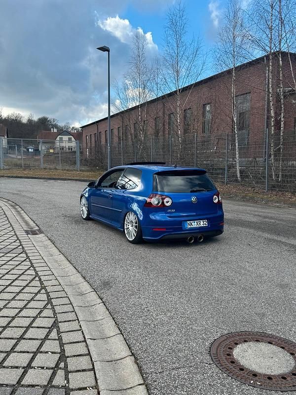 Gebraucht VW Golf VI R 250 PS (183 kW) 2008 Blau Kleinwagen