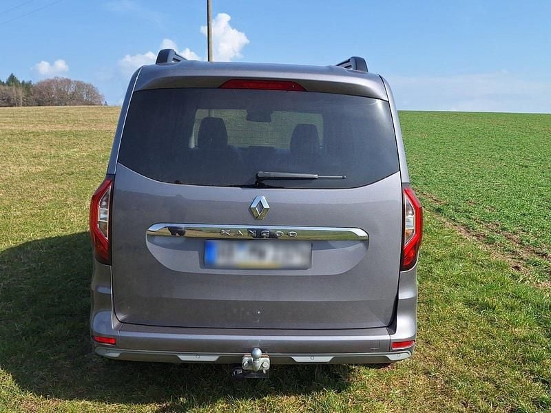 Gebraucht Renault Kangoo Techno 131 PS (96 kW) 2023 Grau Van / Kleinbus