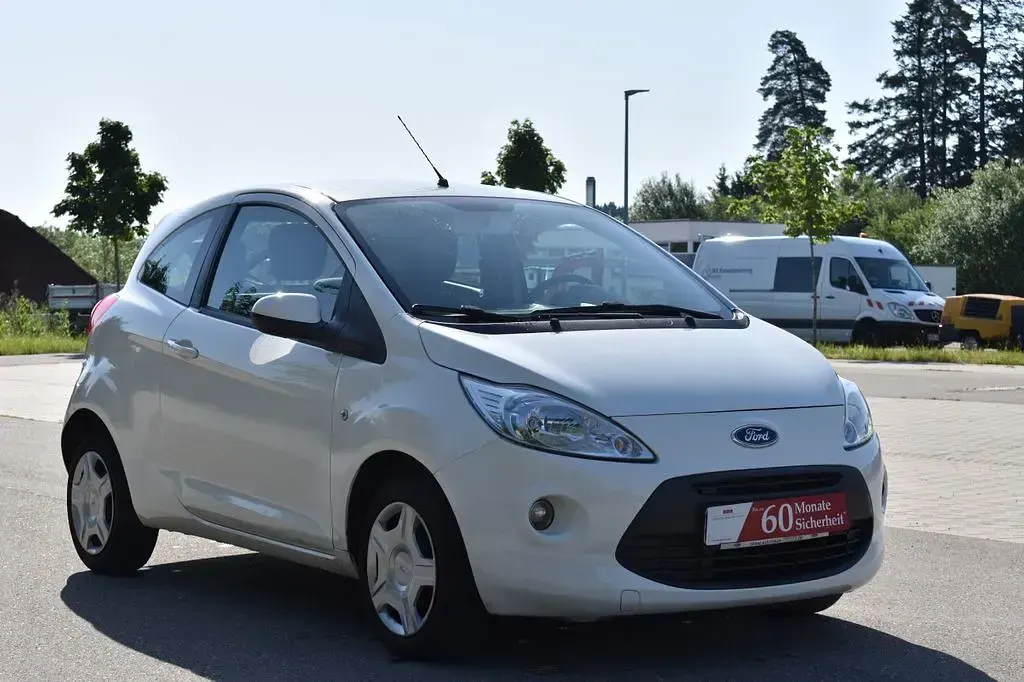 Gebraucht Ford Ka 69 PS (50 kW) 2014 Weiß Limousine