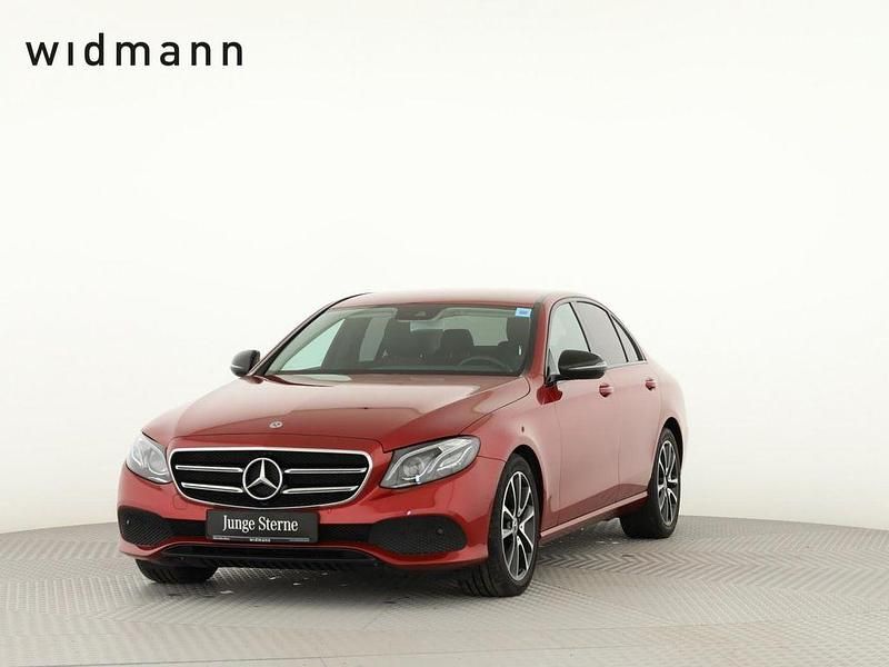 Rot Gebraucht 2019 Mercedes E350 Avantgarde Limousine | 30.850 € - Bild 1/4