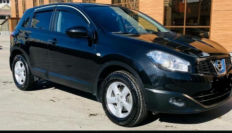 Schwarz Gebraucht 2012 Nissan Qashqai SUV | 8.499 € - Bild 1/4